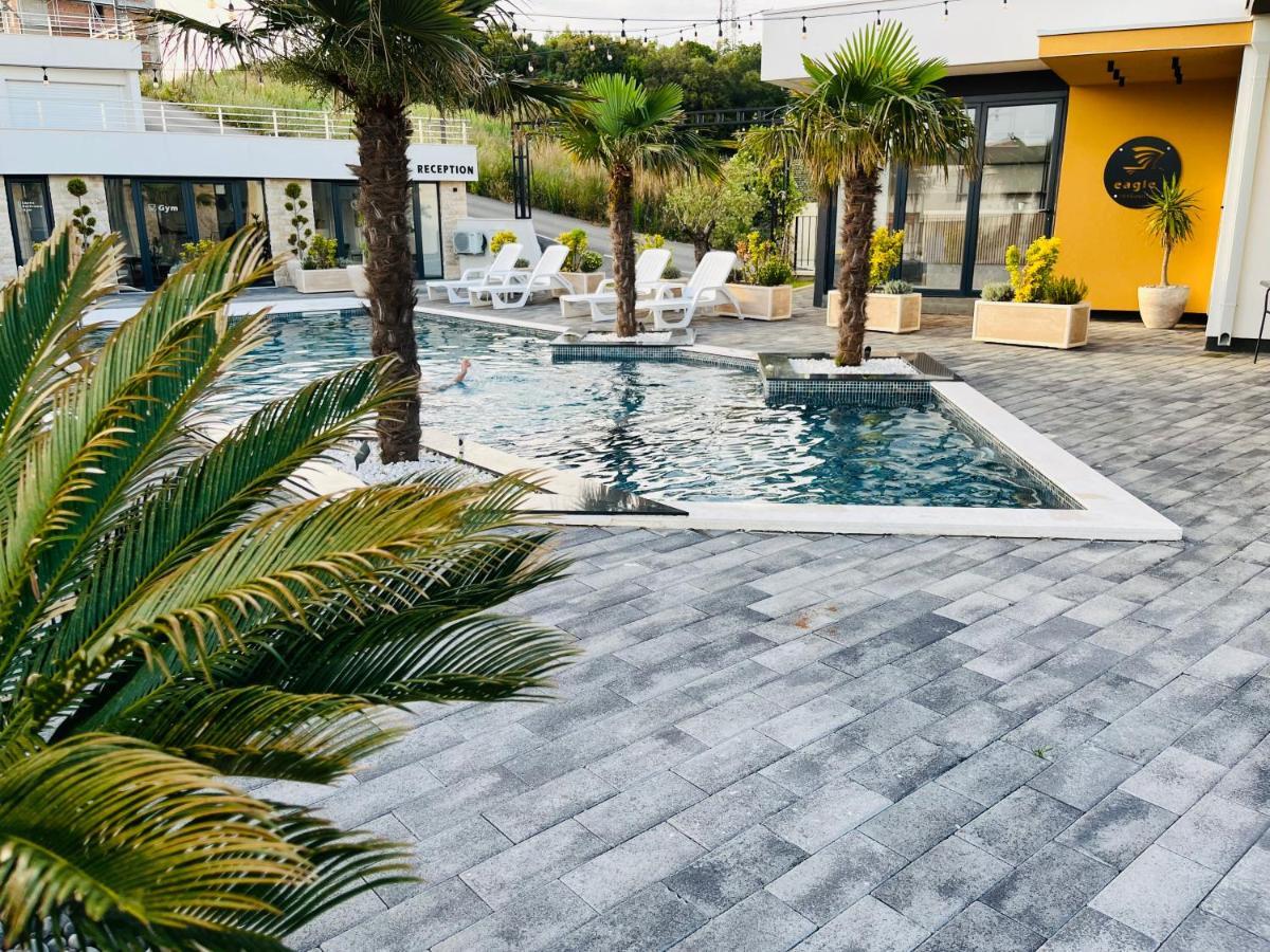 Art'S Apartment Mit Pool Ulcinj Pinjes エクステリア 写真